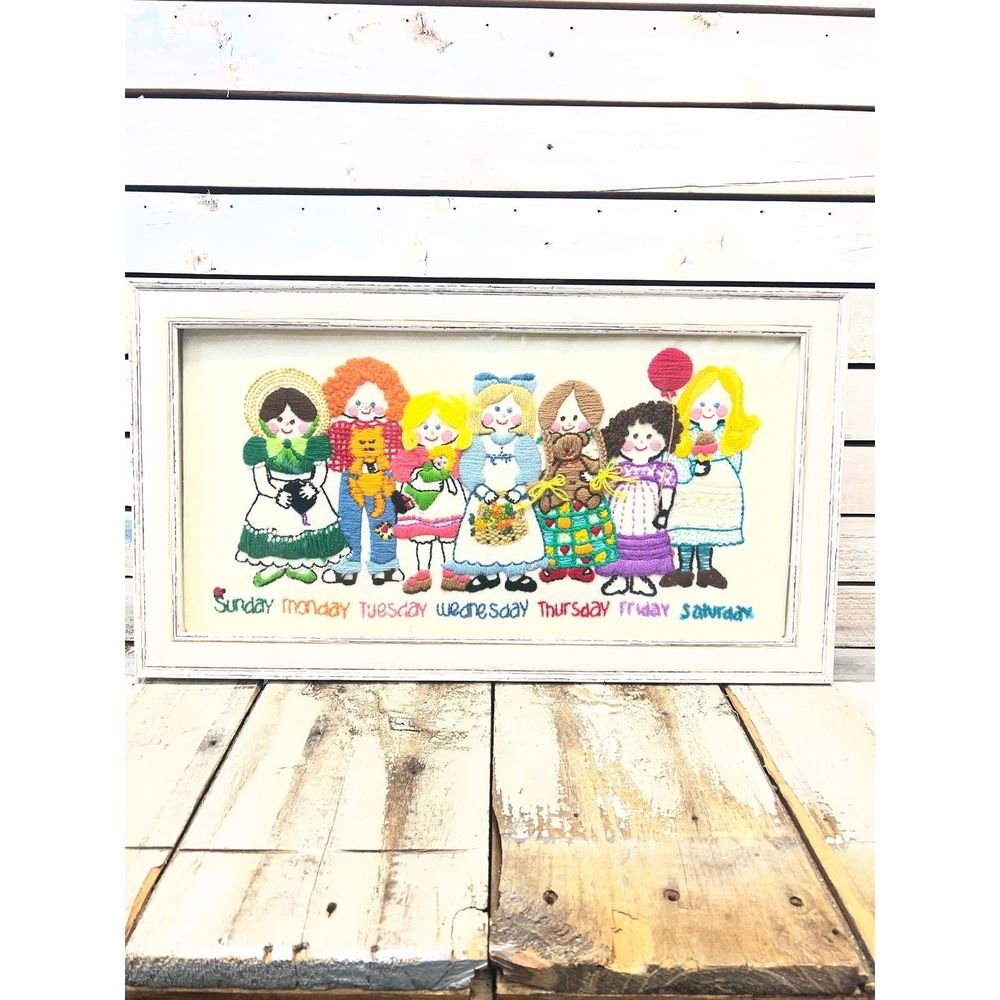 Vintage Days Of Week Embroidery Shadowbox Wall Art Needlepoint Cottagecore Decor